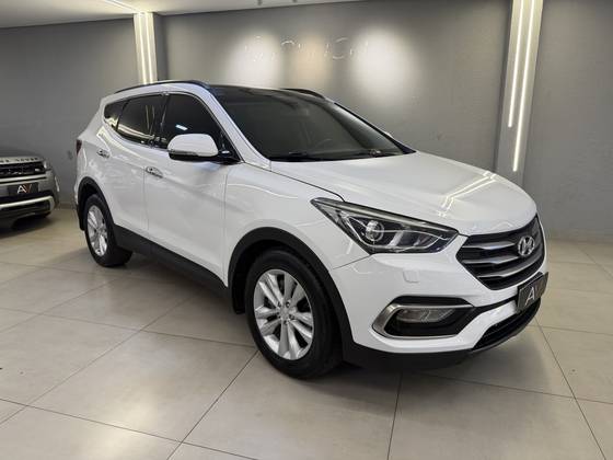 HYUNDAI SANTA FÉ 3.3 MPFI 4X4 7 LUGARES V6 270CV GASOLINA 4P AUTOMÁTICO HYUNDAI SANTA FÉ 3.3 MPFI 4X4 7 LUGARES V6 270CV GASOLINA 4P AUTOMÁTICO